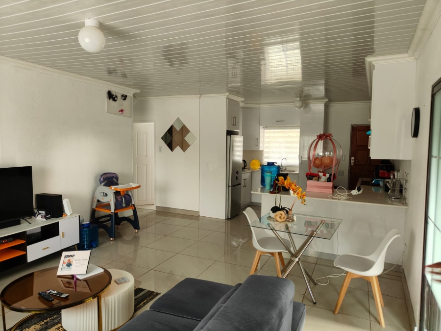 2 Bedroom Property for Sale in Promosa North West